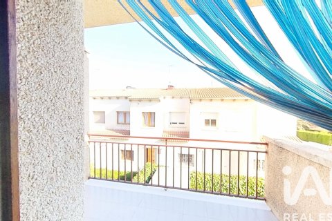 Radhus till salu i El Vendrell, Tarragona, Spanien 5 sovrum, 150 kvm. Nr. 172494 - foto 30
