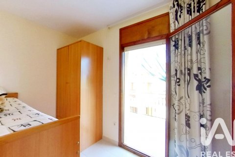 Radhus till salu i El Vendrell, Tarragona, Spanien 5 sovrum, 150 kvm. Nr. 172494 - foto 25