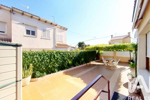 Radhus till salu i El Vendrell, Tarragona, Spanien 5 sovrum, 150 kvm. Nr. 172494 - foto 22