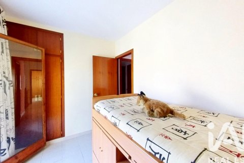 Radhus till salu i El Vendrell, Tarragona, Spanien 5 sovrum, 150 kvm. Nr. 172494 - foto 18