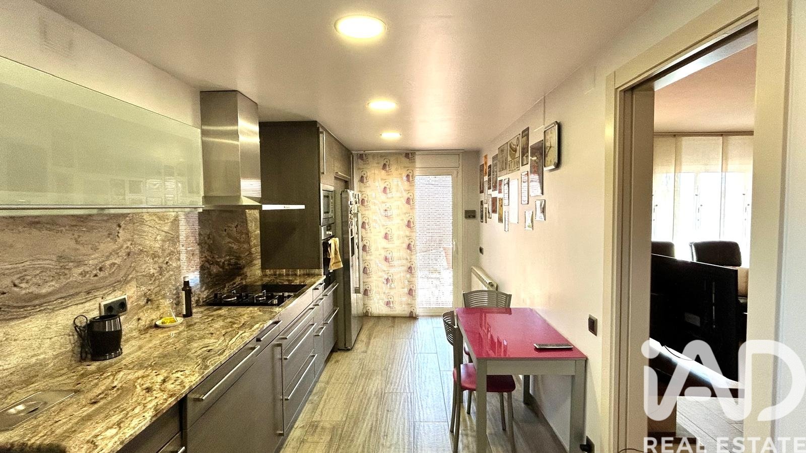 Villetta a schiera a Llica D'amunt, Barcelona, Spagna 4 camere da letto, 154 mq. N° 172496