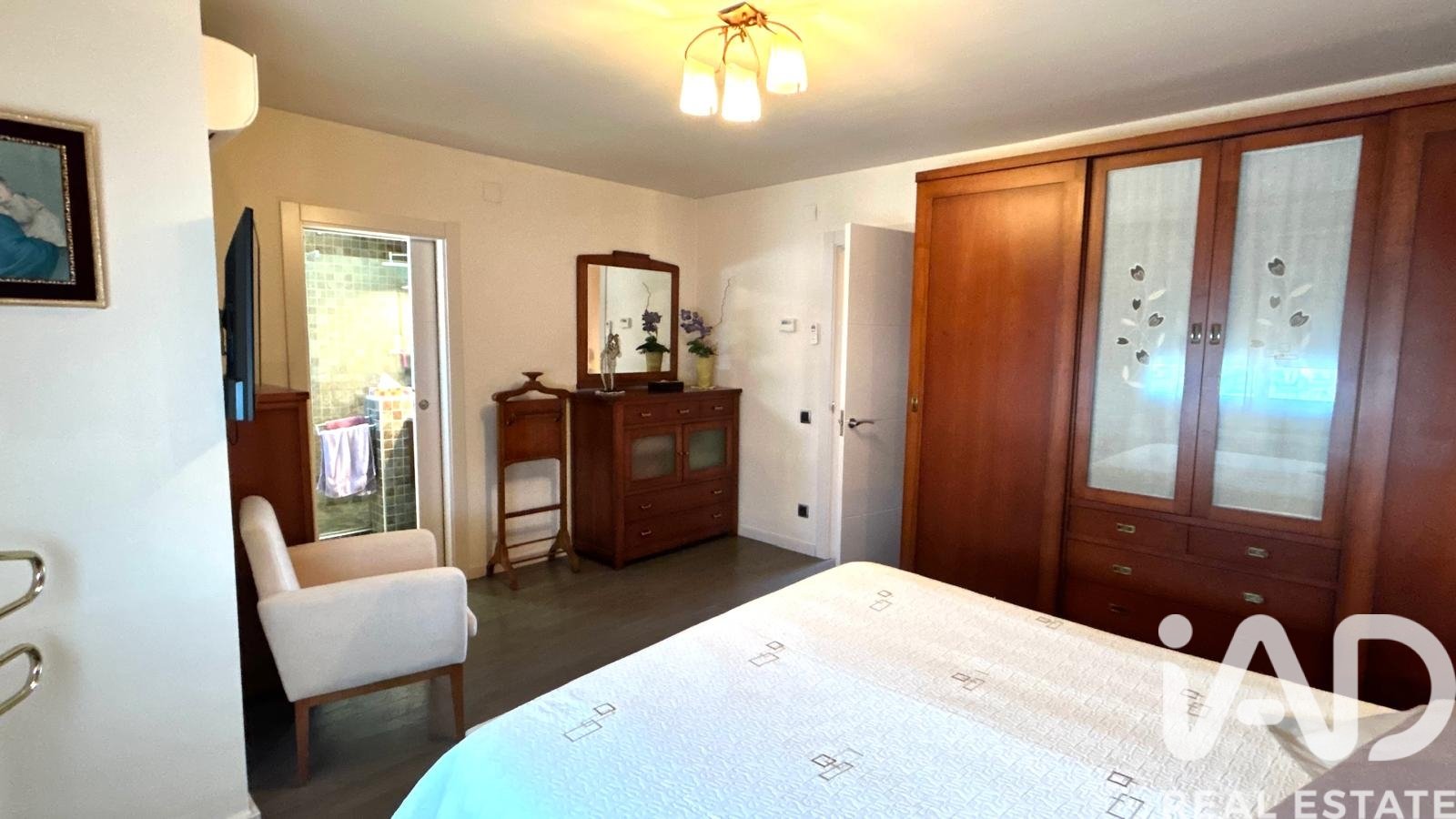 Villetta a schiera a Llica D'amunt, Barcelona, Spagna 4 camere da letto, 154 mq. N° 172496