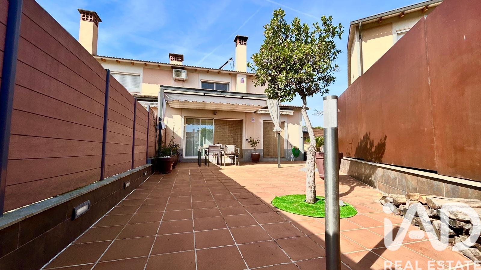 Villetta a schiera a Llica D'amunt, Barcelona, Spagna 4 camere da letto, 154 mq. N° 172496