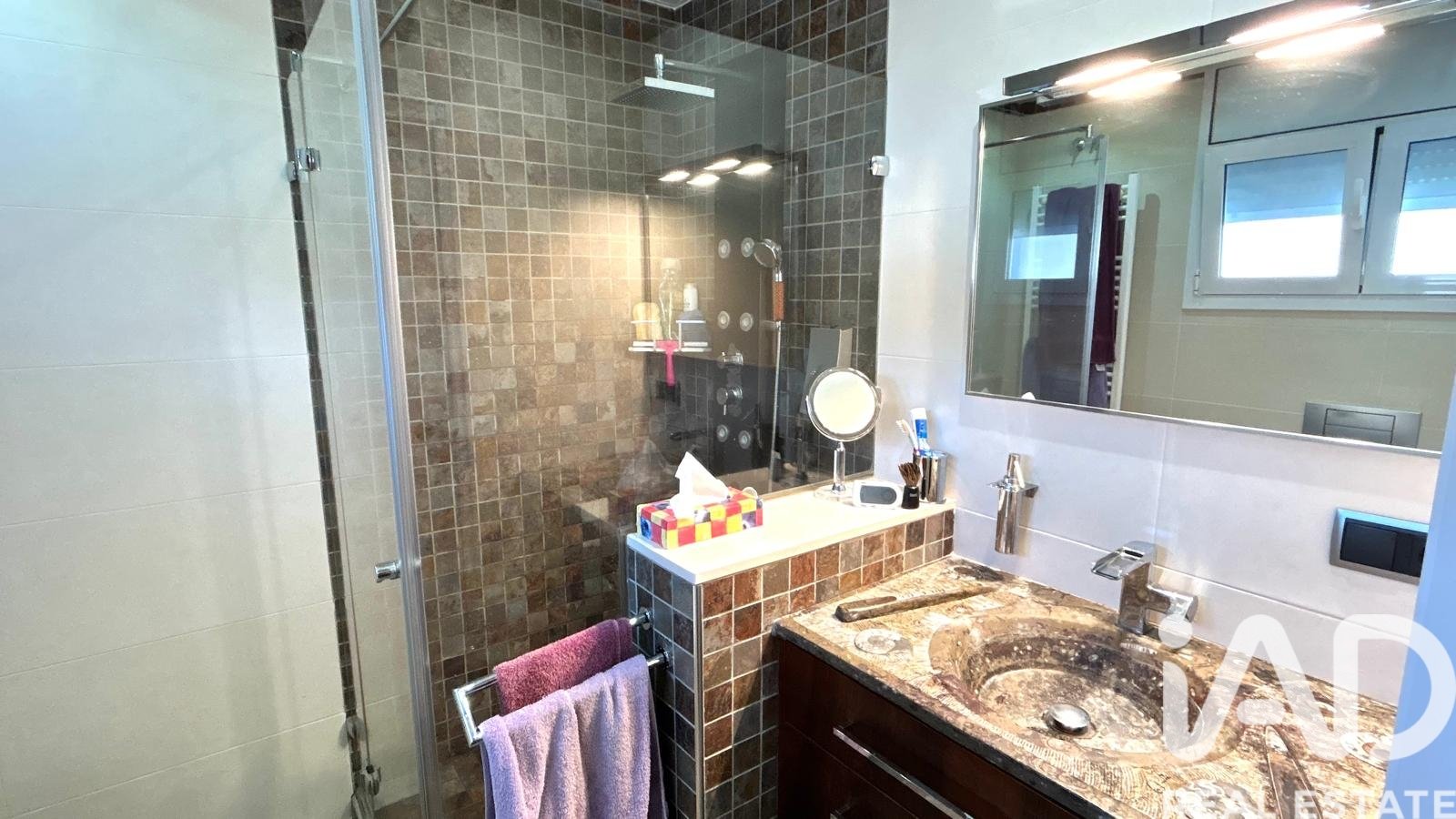 Villetta a schiera a Llica D'amunt, Barcelona, Spagna 4 camere da letto, 154 mq. N° 172496