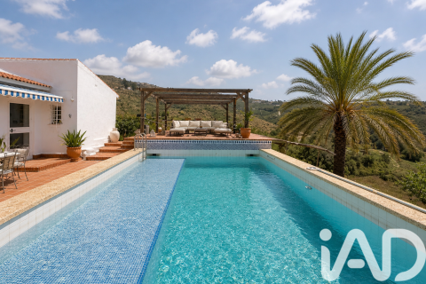 Casa a Velez-Malaga, Malaga, Spagna 6 camere da letto, 349 mq. N° 172498