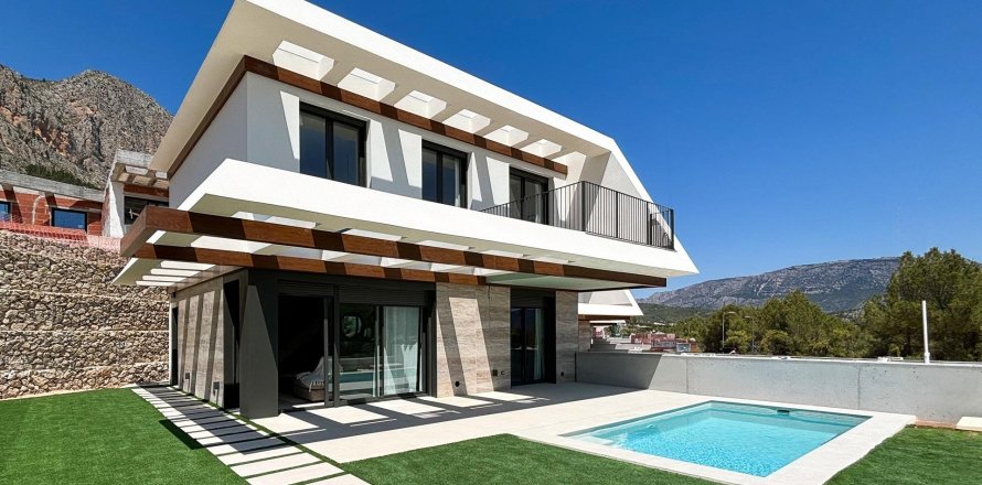 Villa a Polop, Alicante, Spagna 2 camere da letto, 168 mq. N° 194553