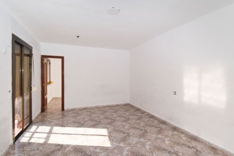 Huoneisto myytävänä Mataro, Barcelona, Espanja, 2 makuuhuonetta, 53 m2 No. 191422 - kuva 10