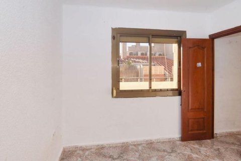 Huoneisto myytävänä Mataro, Barcelona, Espanja, 2 makuuhuonetta, 53 m2 No. 191422 - kuva 12