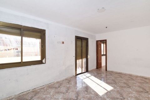 Huoneisto myytävänä Mataro, Barcelona, Espanja, 2 makuuhuonetta, 53 m2 No. 191422 - kuva 9