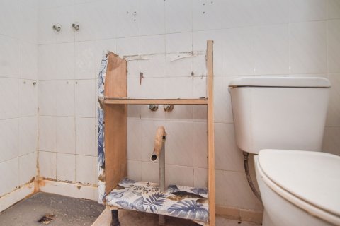 Huoneisto myytävänä Mataro, Barcelona, Espanja, 2 makuuhuonetta, 53 m2 No. 191422 - kuva 17