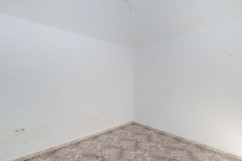 Huoneisto myytävänä Mataro, Barcelona, Espanja, 2 makuuhuonetta, 53 m2 No. 191422 - kuva 14