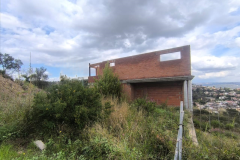 House à vendre à Castellvi de Rosanes, Barcelona, Espagne, 1 chambre, 333 m2 No. 191417 - photo 2