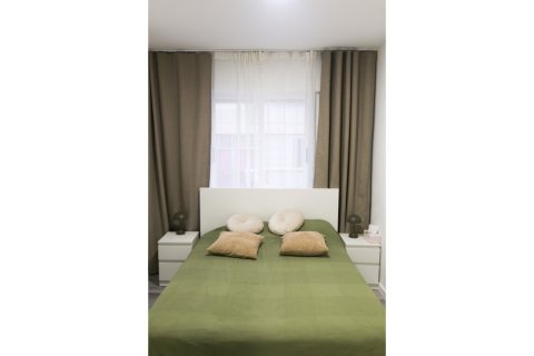 Apartment à vendre à Torrevieja, Alicante, Espagne, 2 chambres, 80 m2 No. 151819 - photo 23