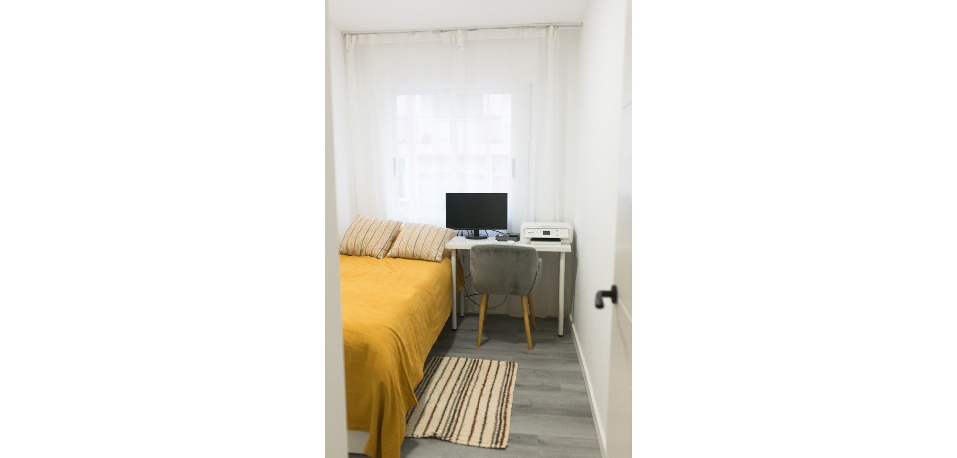 Apartment à Torrevieja, Alicante, Espagne 2 chambres, 80 m2 No. 151819