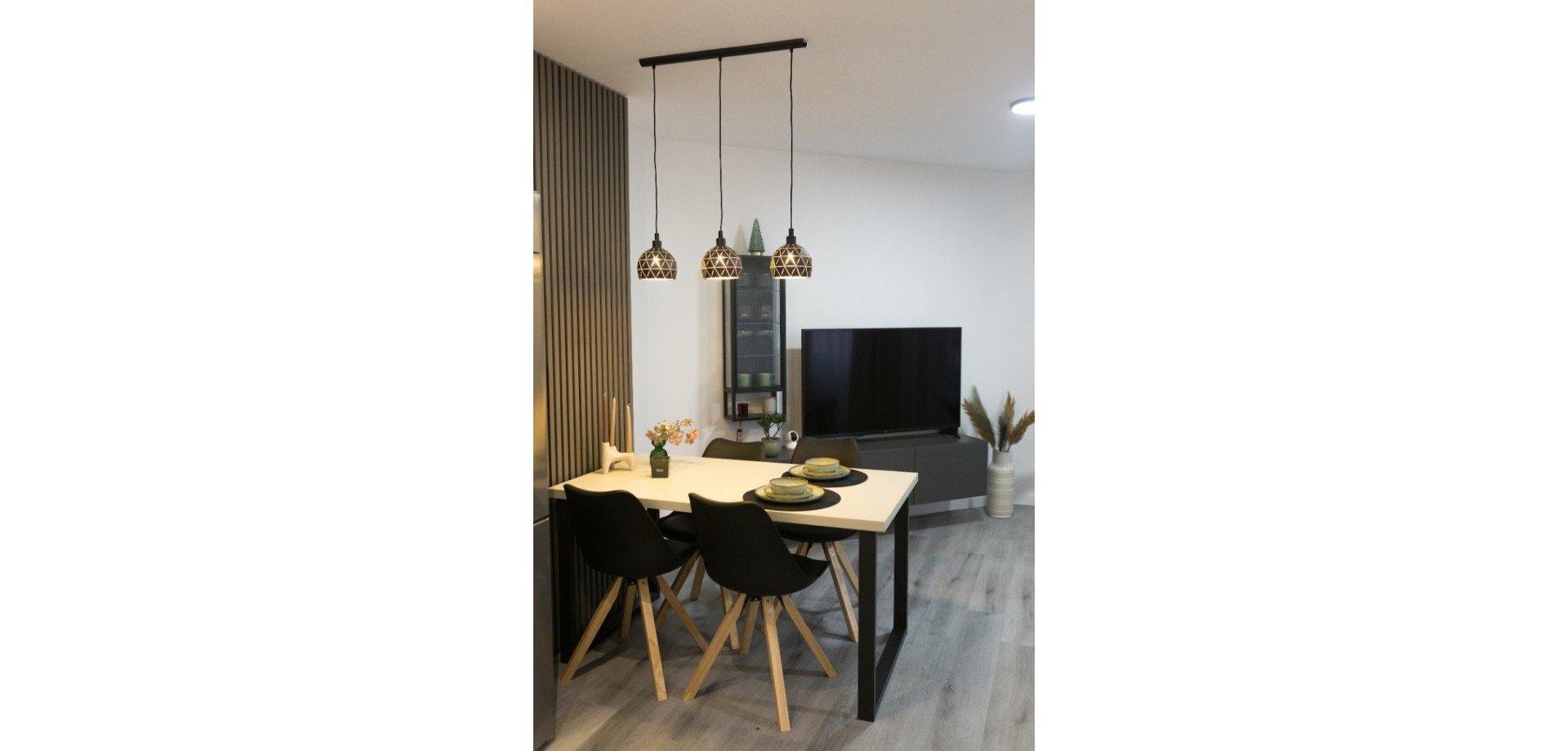 Apartment à Torrevieja, Alicante, Espagne 2 chambres, 80 m2 No. 151819