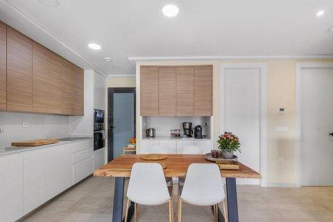 Продажа квартиры в Торревьеха, Аликанте, Испания 2 спальни, 80м2 №151820 - фото 11