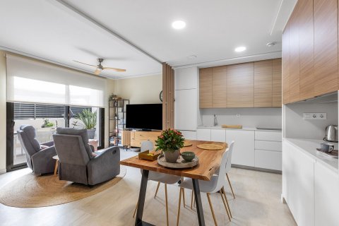 Продажа квартиры в Торревьеха, Аликанте, Испания 2 спальни, 80м2 №151820 - фото 8