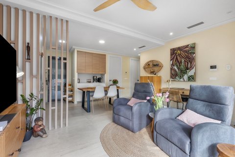 Продажа квартиры в Торревьеха, Аликанте, Испания 2 спальни, 80м2 №151820 - фото 5