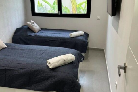 Villa for sale in Los Balcones, Alicante, Spain 5 bedrooms, 280 sq.m. No. 151815 - photo 9