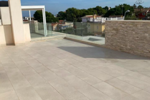 Villa for sale in Los Balcones, Alicante, Spain 5 bedrooms, 280 sq.m. No. 151815 - photo 13