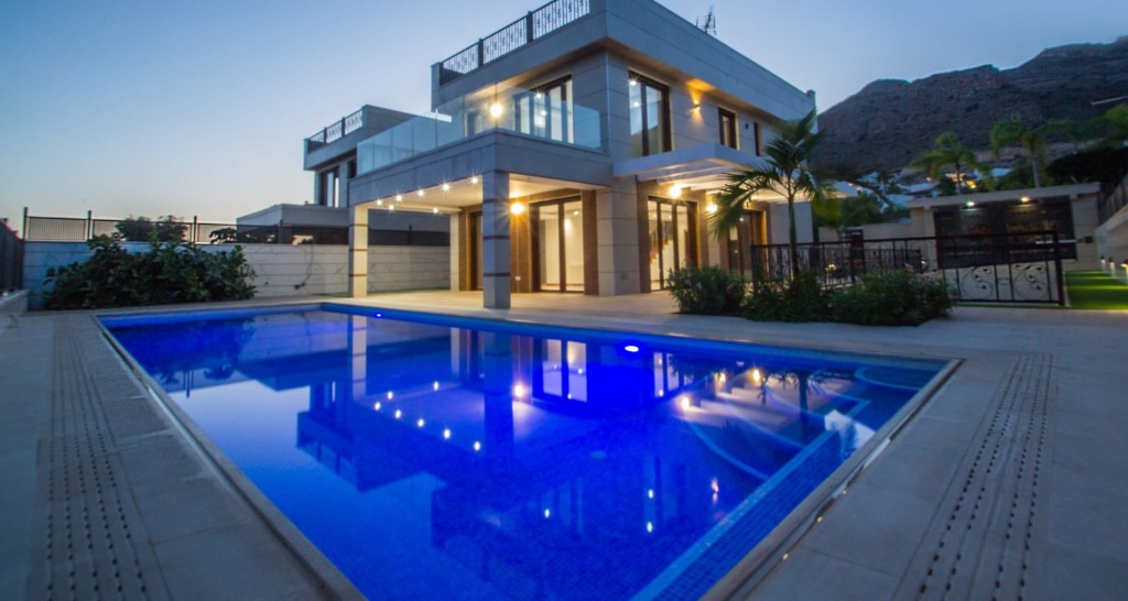 Villa en Finestrat, Alicante, España 4 dormitorios, 380 m2 No. 145199