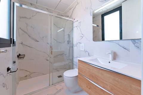 Продажа виллы в Сан-Мигель-де-Салинас, Аликанте, Испания 5 спален, 272м2 №145198 - фото 27