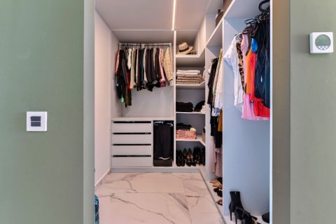 Продажа виллы в Сан-Мигель-де-Салинас, Аликанте, Испания 5 спален, 272м2 №145198 - фото 23