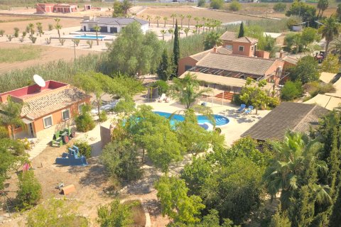 Finca zum Verkauf in Catral, Alicante, Spanien 7 Schlafzimmer, 396 m2 Nr. 146566 - Foto 4