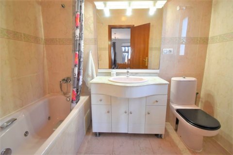 Villa zum Verkauf in Alicante, Spanien 6 Schlafzimmer, 180 m2 Nr. 146565 - Foto 11