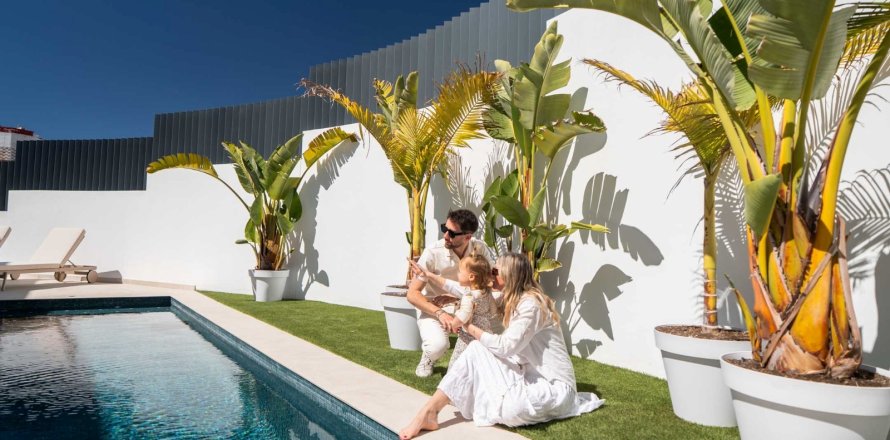 Villa in Benidorm, Alicante, Spanien 4 Schlafzimmer, 318 m2 Nr. 168109