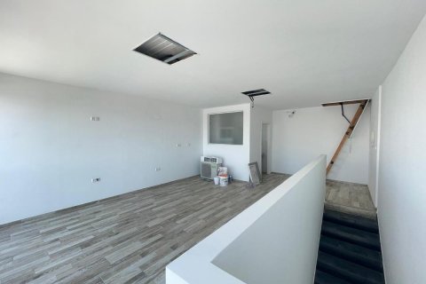 Lokal usługowy w La Marina, Alicante, Hiszpania 1 sypialnia, 48 mkw. nr 183888 – zdjęcie 10
