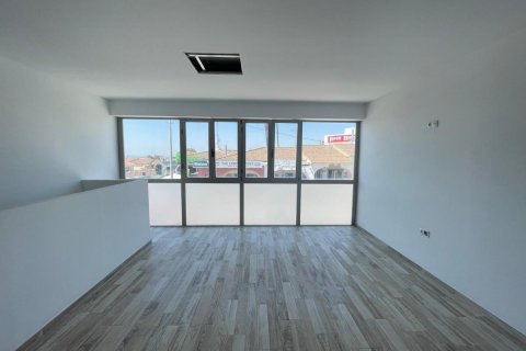 Lokal usługowy w La Marina, Alicante, Hiszpania 1 sypialnia, 48 mkw. nr 183888 – zdjęcie 8