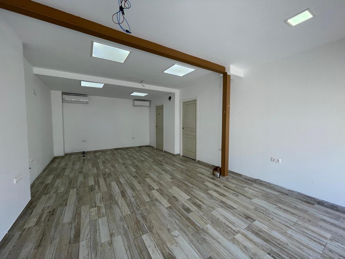 Commercial property in La Marina, Alicante, Spain 1 bedroom, 48 sq.m. No. 183888