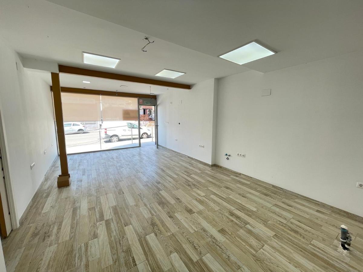 Commercial property in La Marina, Alicante, Spain 1 bedroom, 48 sq.m. No. 183888