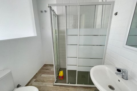 Lokal usługowy w La Marina, Alicante, Hiszpania 1 sypialnia, 48 mkw. nr 183888 – zdjęcie 6