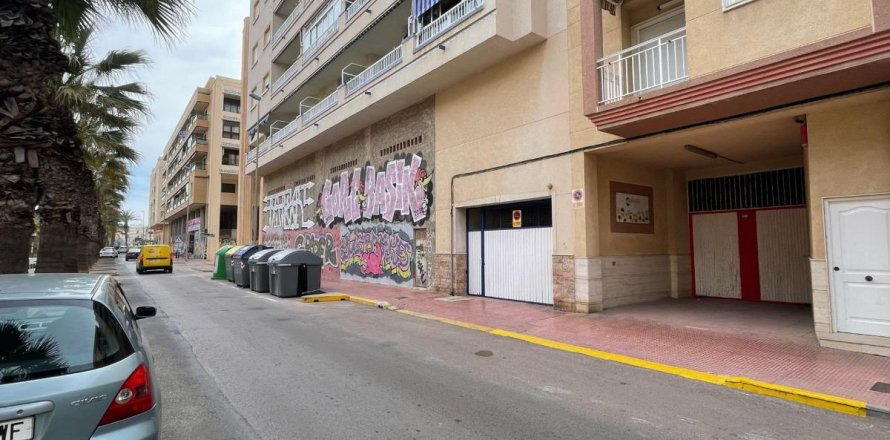 Garage a Guardamar del Segura, Alicante, Spagna 10 mq. N° 183889