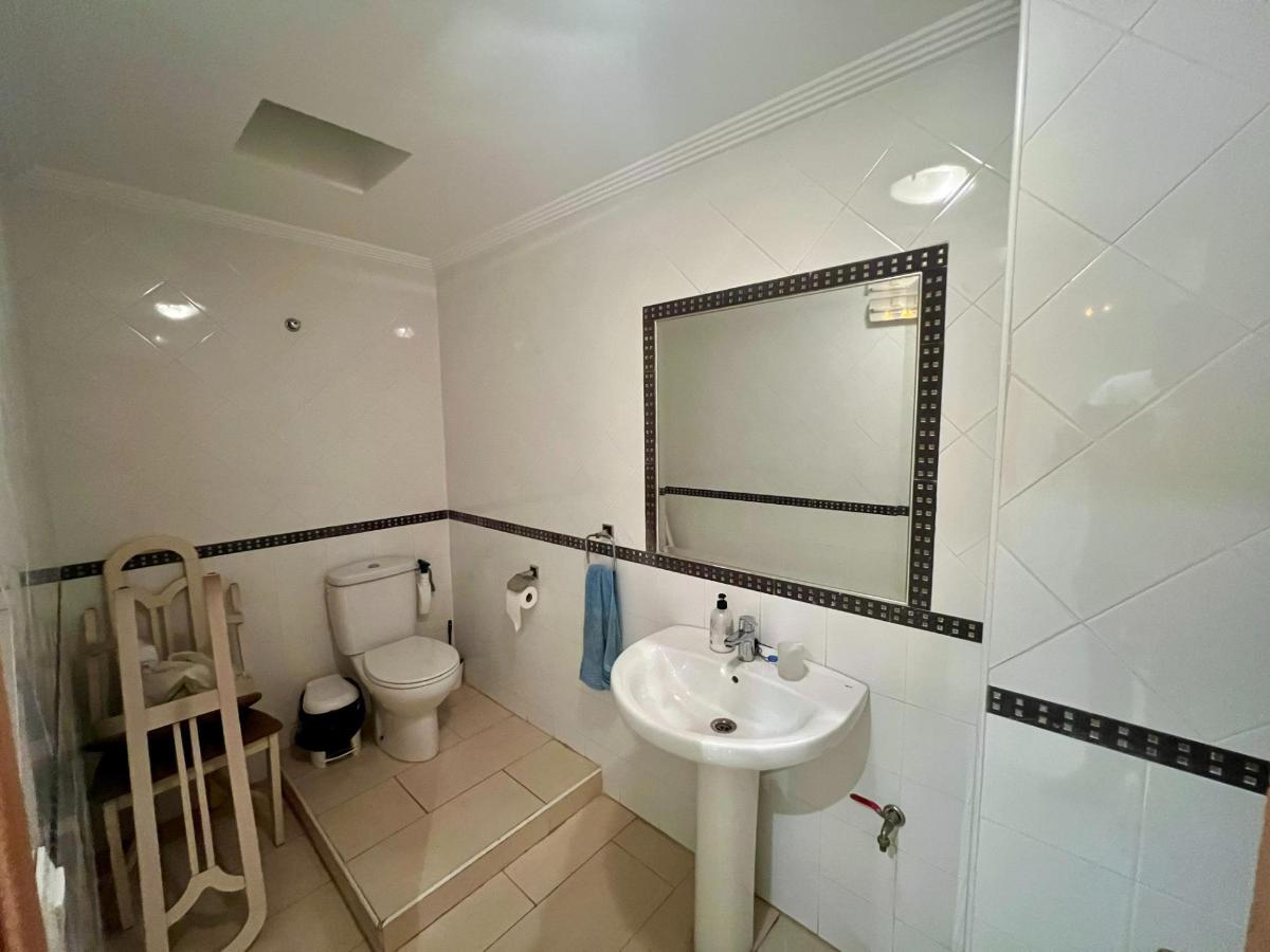 Office à Orihuela, Alicante, Espagne 120 m2 No. 183890