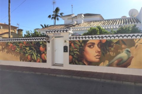 Townhouse zum Verkauf in Torrevieja, Alicante, Spanien 6 Schlafzimmer, 650 m2 Nr. 140350 - Foto 2