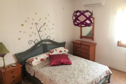 Townhouse zum Verkauf in Torrevieja, Alicante, Spanien 6 Schlafzimmer, 650 m2 Nr. 140350 - Foto 25