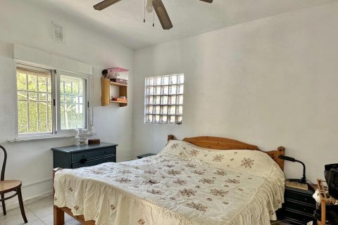 Villa for sale in L'Alfàs del Pi, Alicante, Spain 4 bedrooms, 275 sq.m. No. 165228 - photo 24