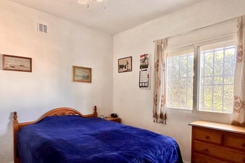 Villa for sale in L'Alfàs del Pi, Alicante, Spain 4 bedrooms, 275 sq.m. No. 165228 - photo 16