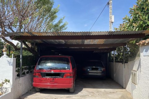 Villa for sale in L'Alfàs del Pi, Alicante, Spain 4 bedrooms, 275 sq.m. No. 165228 - photo 12