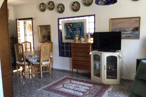 Villa for sale in L'Alfàs del Pi, Alicante, Spain 4 bedrooms, 275 sq.m. No. 165228 - photo 2