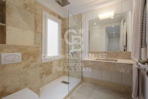 Kattohuoneisto myytävänä Madrid, Espanja, 3 makuuhuonetta, 253 m2 No. 157193 - kuva 15