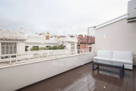 Kattohuoneisto myytävänä Madrid, Espanja, 3 makuuhuonetta, 253 m2 No. 157193 - kuva 18