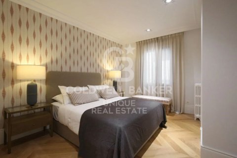 Kattohuoneisto myytävänä Madrid, Espanja, 3 makuuhuonetta, 253 m2 No. 157193 - kuva 13