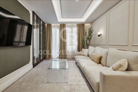 Apartamento en venta en Madrid, España 3 dormitorios, 128 m2 No. 157191 - foto 6