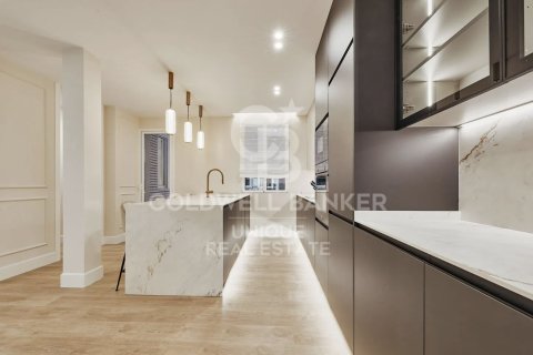 Apartamento en venta en Madrid, España 3 dormitorios, 128 m2 No. 157191 - foto 17