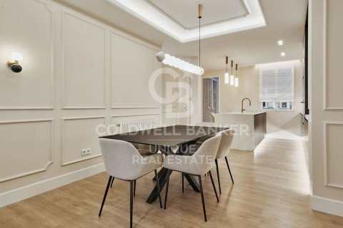 Apartamento en venta en Madrid, España 3 dormitorios, 128 m2 No. 157191 - foto 12