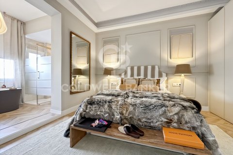 Продажа квартиры в Барселона, Испания 3 спальни, 100м2 №157194 - фото 22